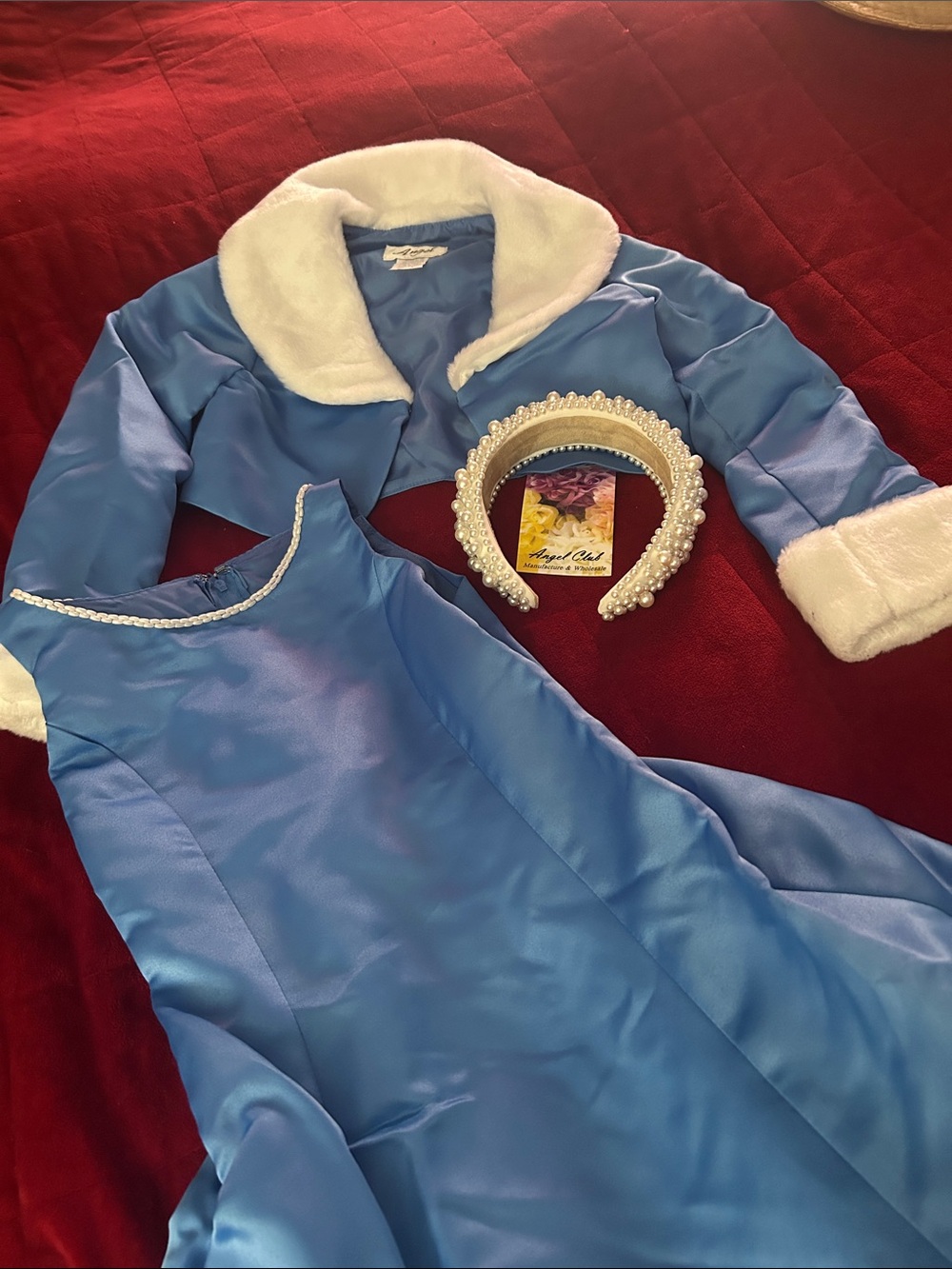 2Pc Angel Blue Satin Gown with White Faux-Fur Trim vest / Jkt
